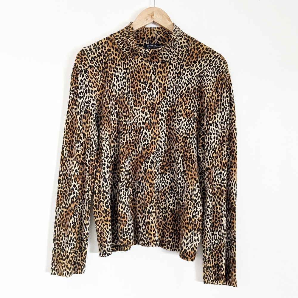 VTG JONES NEW YORK 90's Y2K Cheetah Mockneck Top